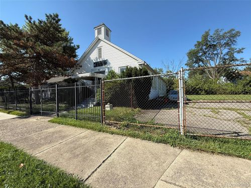 13509 Mackay St, Detroit, MI, 48212-2125 | Card Image