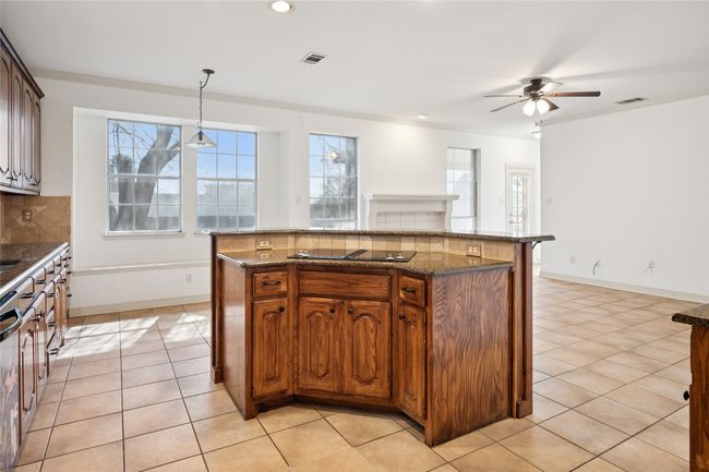 Kitchen cooking island | Image 22