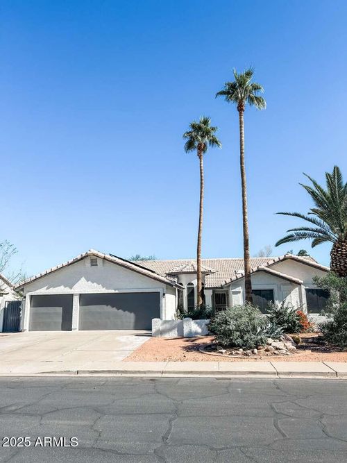 807 N Hill Cir, Mesa, AZ, 85203-5830 | Card Image