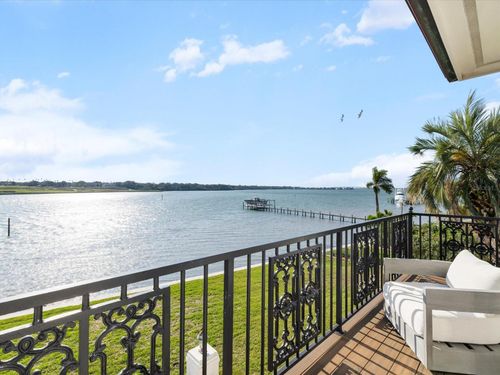 429 St Andrews Dr, Belleair, FL, 33756-1924 | Card Image