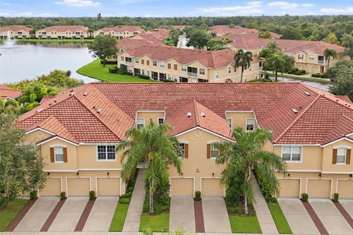 24-103-3750 Parkridge Cir, SARASOTA, FL, 34243-1447 | Card Image