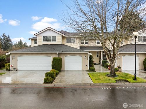 k30-18708 109th Ln Se, Renton, WA, 98055-8111 | Card Image
