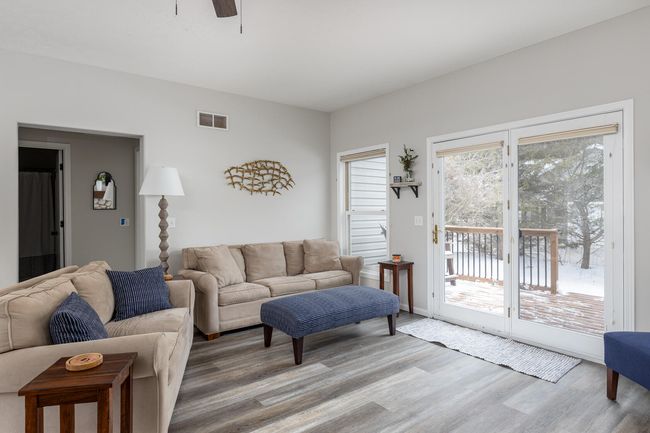 7717 State Highway 42, Condo with 3 bedrooms, 2 bathrooms and null parking in Egg Harbor WI | Image 4
