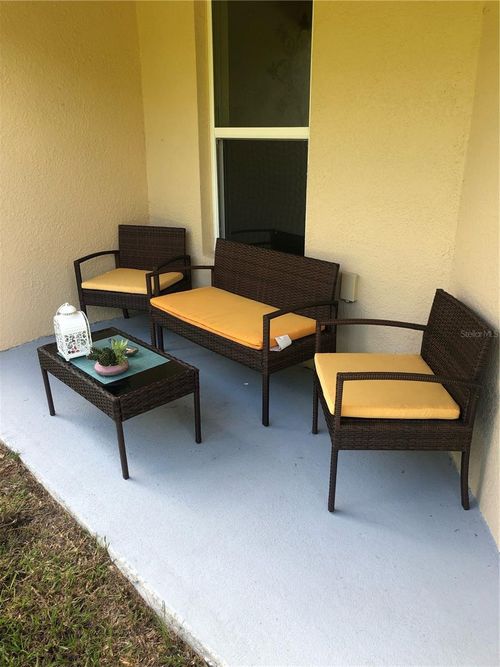 683 Bay Leaf Dr, Kissimmee, FL, 34759-5421 | Card Image