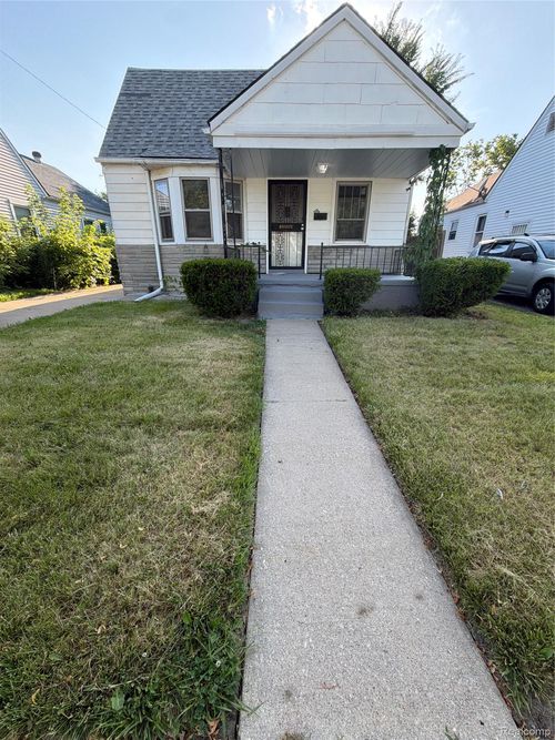 8661 Auburn, Detroit, MI, 48228 | Card Image