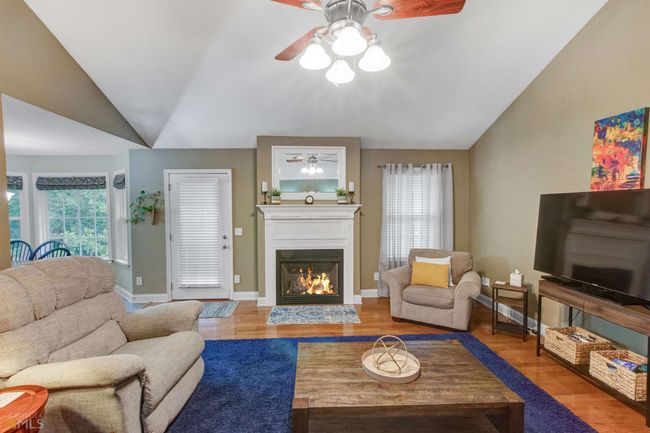 438 Applewood Ct, House other with 3 bedrooms, 2 bathrooms and 2 parking in Clarkesville GA | Image 34