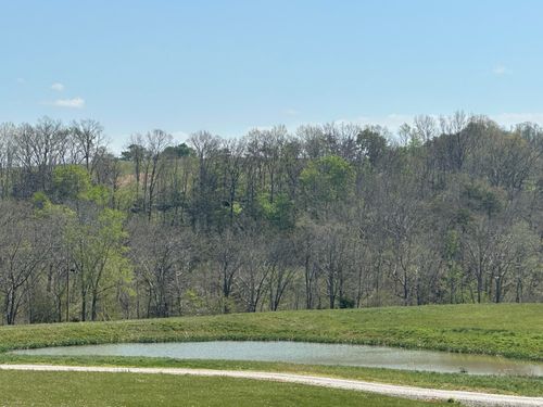 tract-3-19 Coon Trl, East Bernstadt, KY, 40729-8319 | Card Image