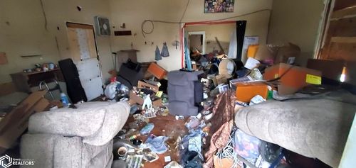 921 23rd St, Fort Madison, IA, 52627-4010 | Card Image