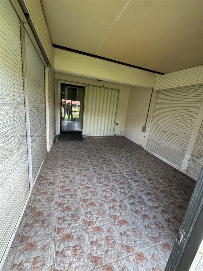 3313 Inverrary Blvd W, Townhouse with 3 bedrooms, 2 bathrooms and null parking in Lauderhill FL | Image 23