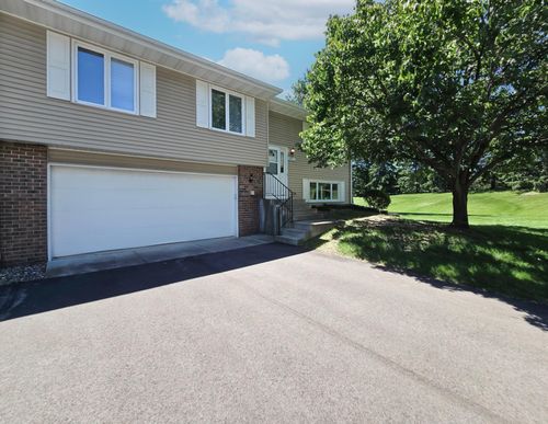 4637 Penkwe Way, Eagan, MN, 55122-2727 | Card Image