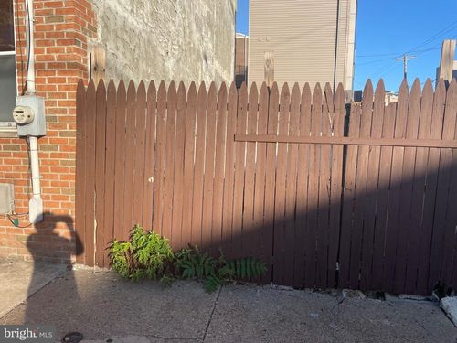 1349 S 20th St, PHILADELPHIA, PA, 19146-4642 | Card Image