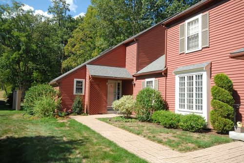 4-4 Edmonds Rd, Concord, MA, 01742-2649 | Card Image