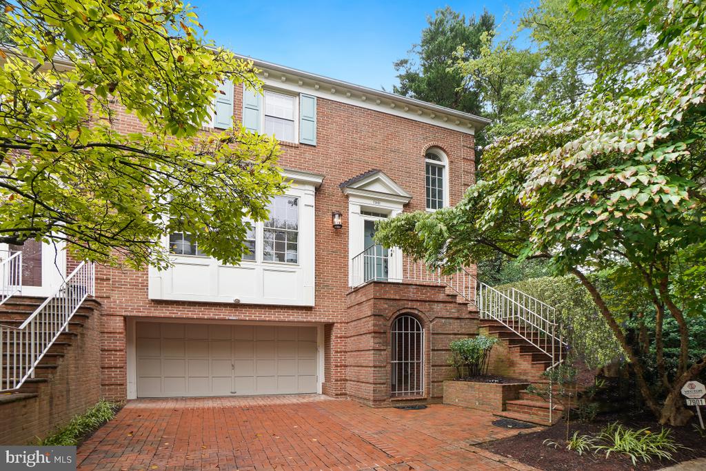 Quarry Ridge Way, Bethesda, MD 20817