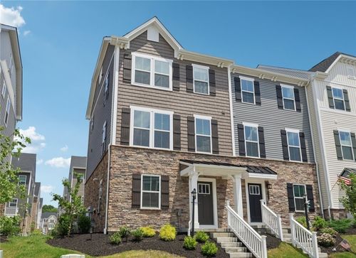 489 Nolan Cir, Cranberry Twp, PA, 16066-3472 | Card Image