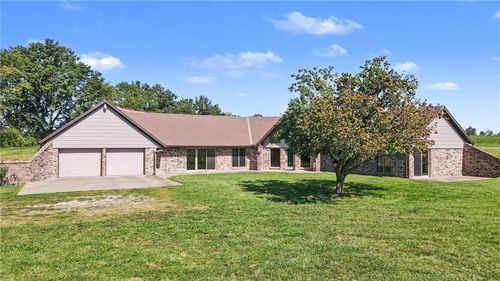 2946 Sw 204th St, Trimble, MO, 64492-7869 | Card Image