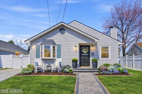 52 Pomona Blvd, Keyport, NJ, 07735-6039 | Card Image