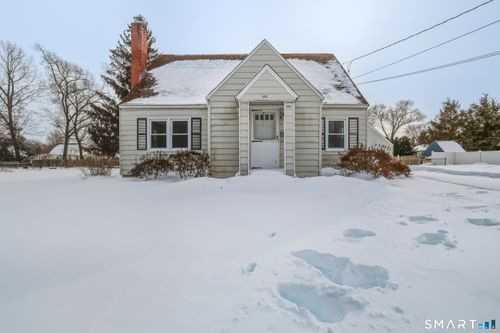 443 Elm St, Windsor Locks, CT, 06096-1604 | Card Image