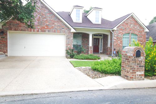 121 Antler Cir, Hollywood Park, TX, 78232-2259 | Card Image