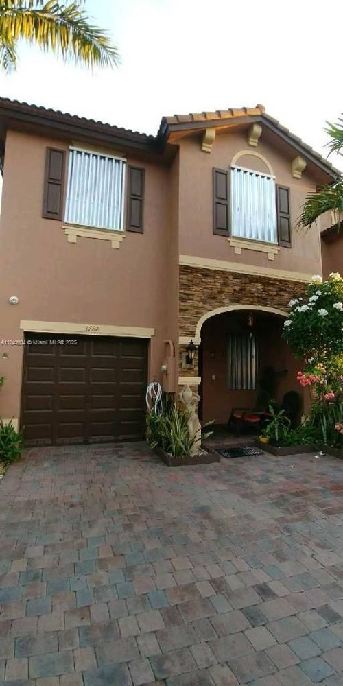 3788 Ne 3rd Ct, Homestead, FL, 33033-6228 | Card Image