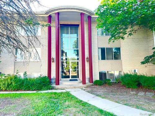 6-33234 Kingslane Ct, Farmington, MI, 48336-4053 | Card Image