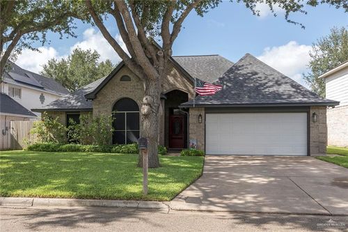 1905 Duke Ave, McAllen, TX, 78504-5712 | Card Image