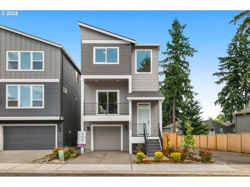 l-12-18903 Sw Hazelwood Ln, Beaverton, OR, 97078-4524 | Card Image