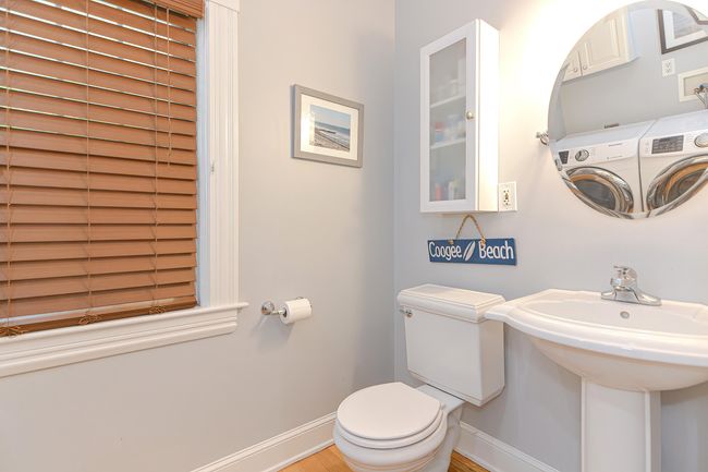 2 Howard St, House other with 3 bedrooms, 2 bathrooms and null parking in Derry NH | Image 18