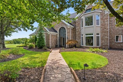 120 Normandy Court, House other with 5 bedrooms, 4 bathrooms and 3 parking in Collier Twp PA | Image 2