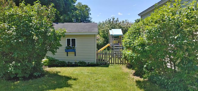 8 Cranbrook Ln, House other with 4 bedrooms, 2 bathrooms and null parking in Dover NH | Image 14