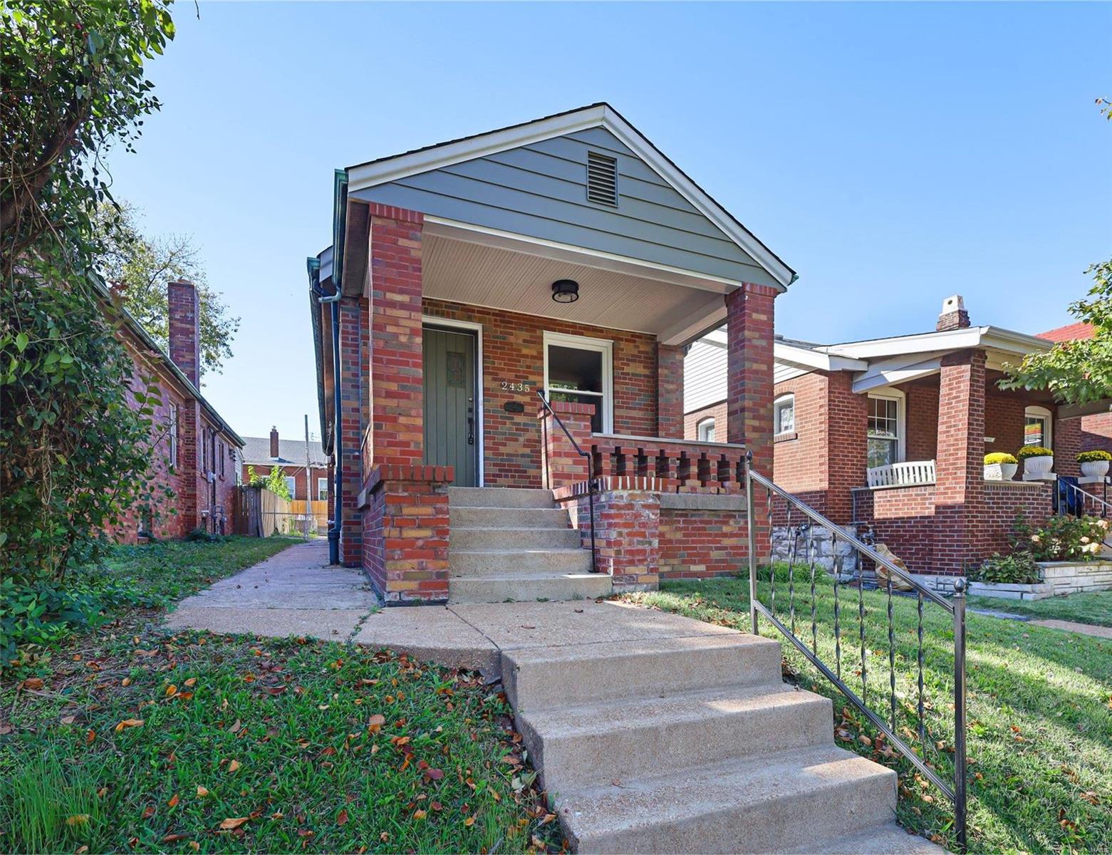 Macklind Ave, Saint Louis, MO 63110