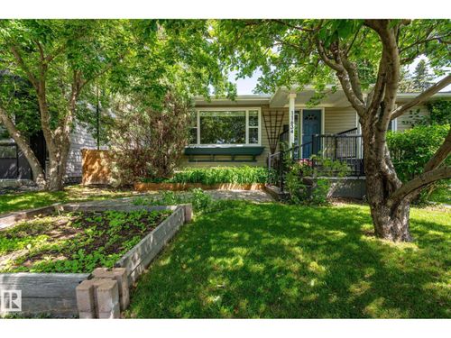 11634 74 Ave Nw, Edmonton, AB, T6G0G2 | Card Image