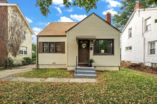 1978 Stratford Way, Columbus, OH, 43219-2974 | Card Image