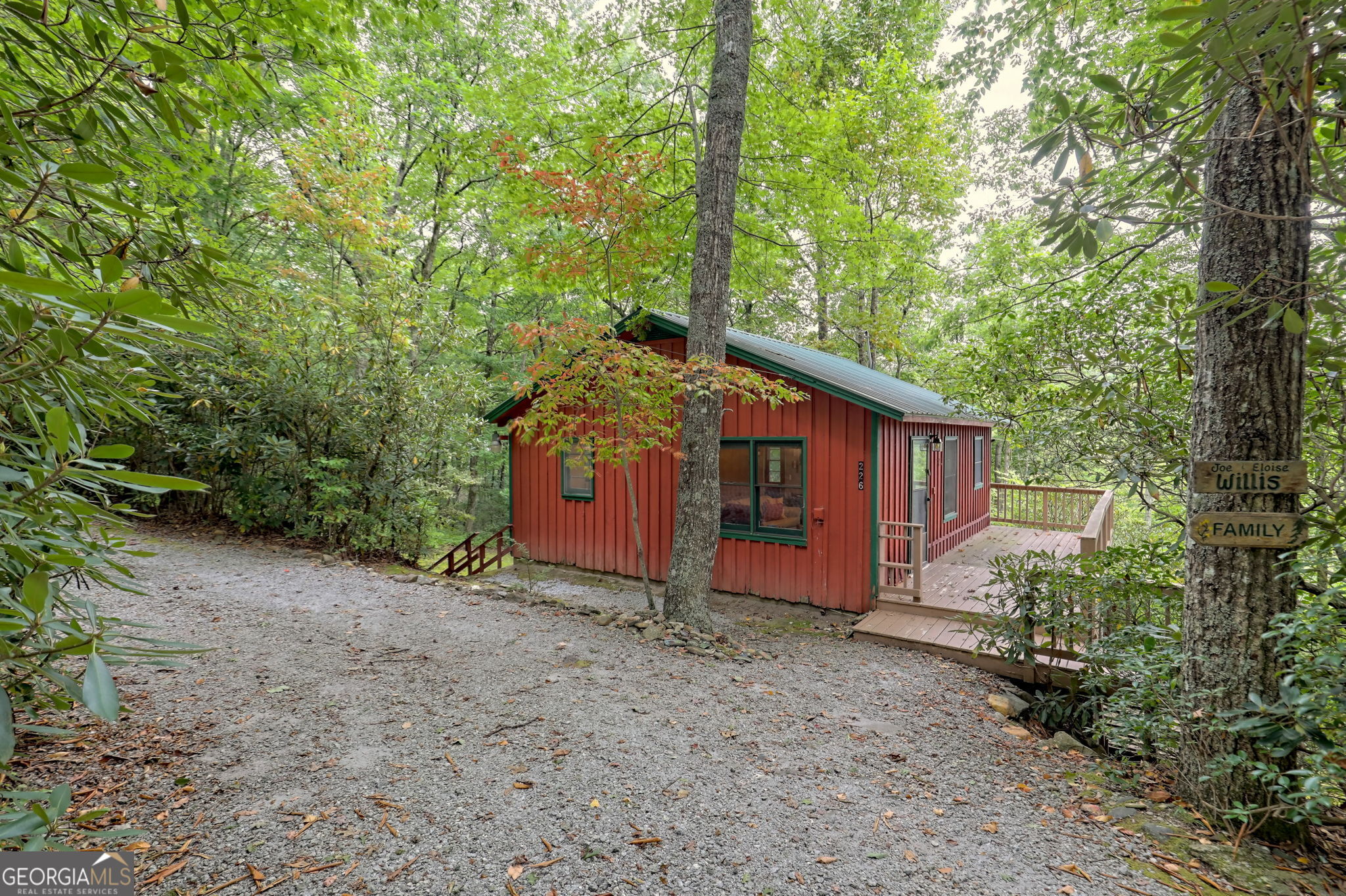 Spring Lake Dr, Dillard, GA 30537