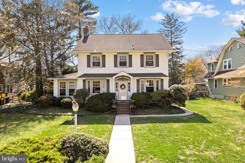 202 Linden Ave, Riverton, NJ, 08077-1218 | Card Image