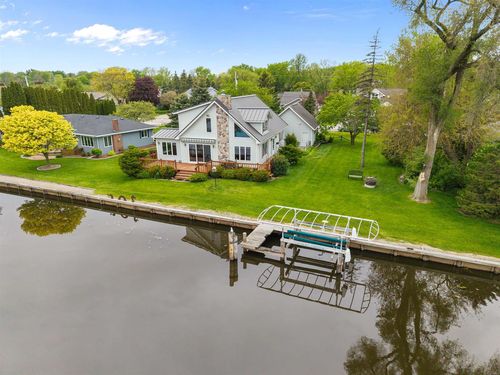 728 E River Drive, OMRO, WI, 54963 | Card Image