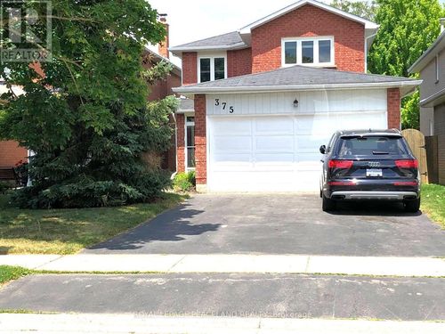 375 Pickering Cres, Newmarket, ON, L3Y8G8 | Card Image