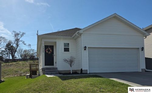 7906 N 95th Avenue, Omaha, NE, 68122 | Card Image