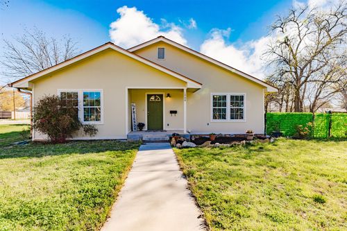 1900 10th St, Brownwood, TX, 76801-5415 | Card Image