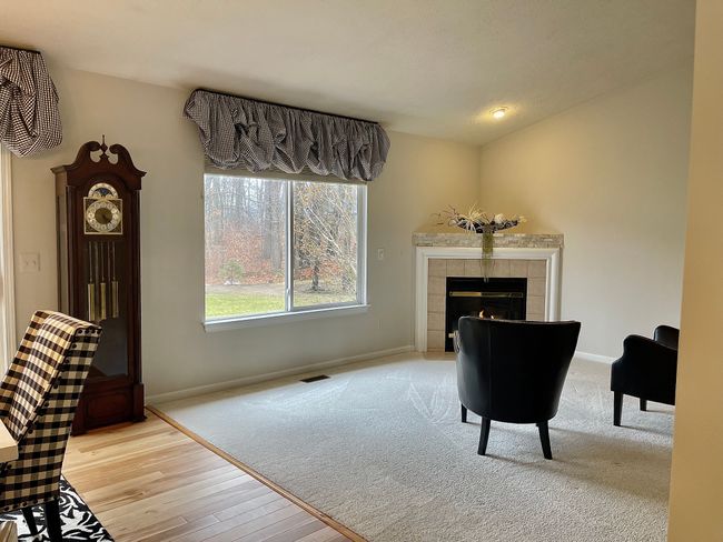 912 Spirea, Condo with 3 bedrooms, 3 bathrooms and null parking in Howell MI | Image 10