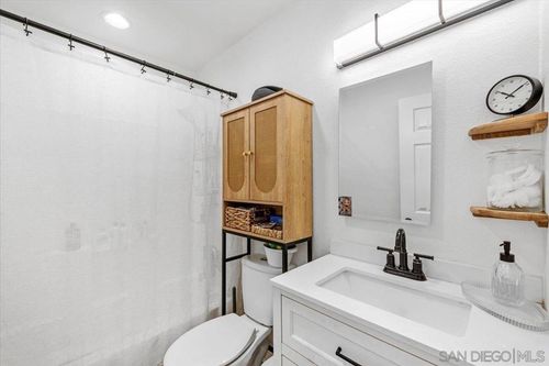 2127 Berry St, Lemon Grove, CA, 91945 | Card Image