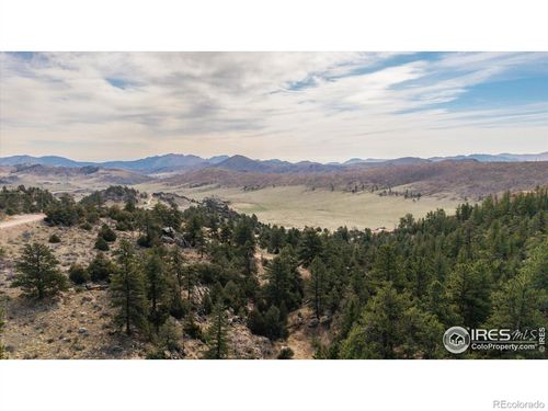 1097 Montcalm Dr, Livermore, CO, 80536 | Card Image