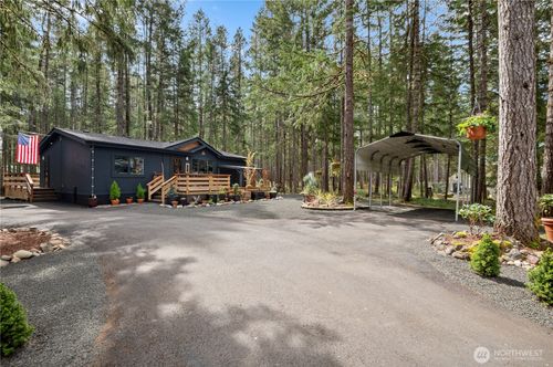 231 N Olympic Way, Hoodsport, WA, 98548-9718 | Card Image