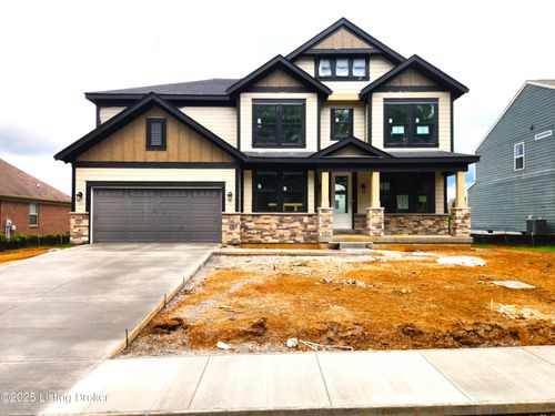 215 River Crst S, Mt Washington, KY, 40047-5775 | Card Image