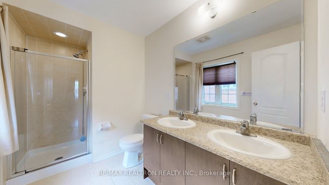 16 Eastern Skies Way, House attached with 3 bedrooms, 4 bathrooms and 1 parking in Markham ON | Image 25