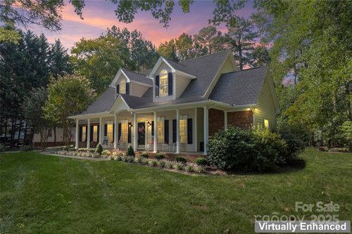 390 Robinson Rd, Mooresville, NC, 28117-9035 | Card Image