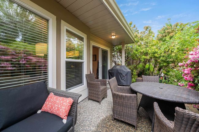 1452 Stevens St, Townhouse with 3 bedrooms, 3 bathrooms and 5 parking in White Rock BC | Image 34