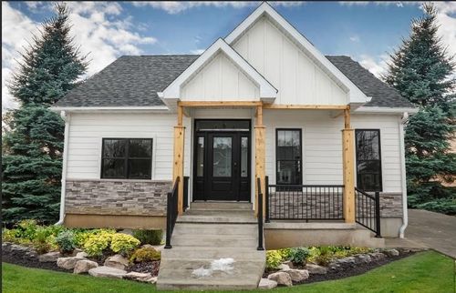 100 E Madison Ave, Casey, IL, 62420-1716 | Card Image