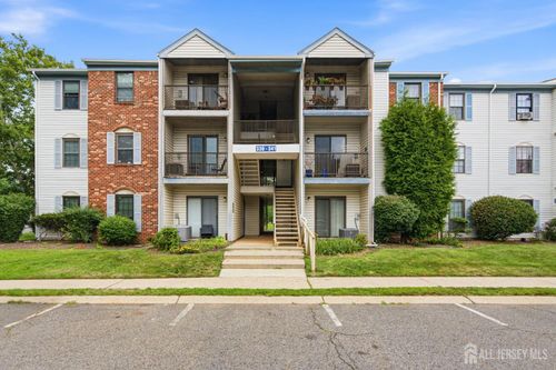 334 Lancaster Ct, Piscataway, NJ, 08854-6222 | Card Image