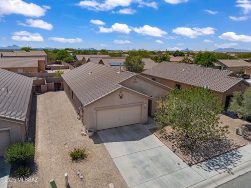 14213 N Maize Farm Ave, Marana, AZ, 85658-4648 | Card Image