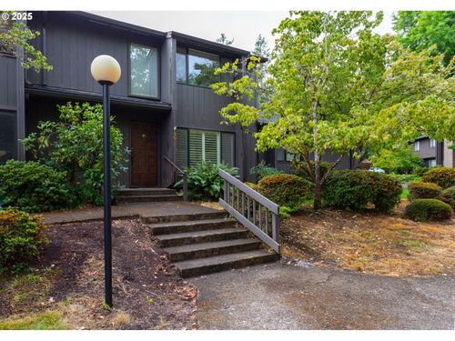 36 Westbrook Way, Eugene, OR, 97405-2061 | Card Image